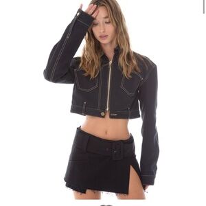 Are you am I ketki skirt in black. Size Xs